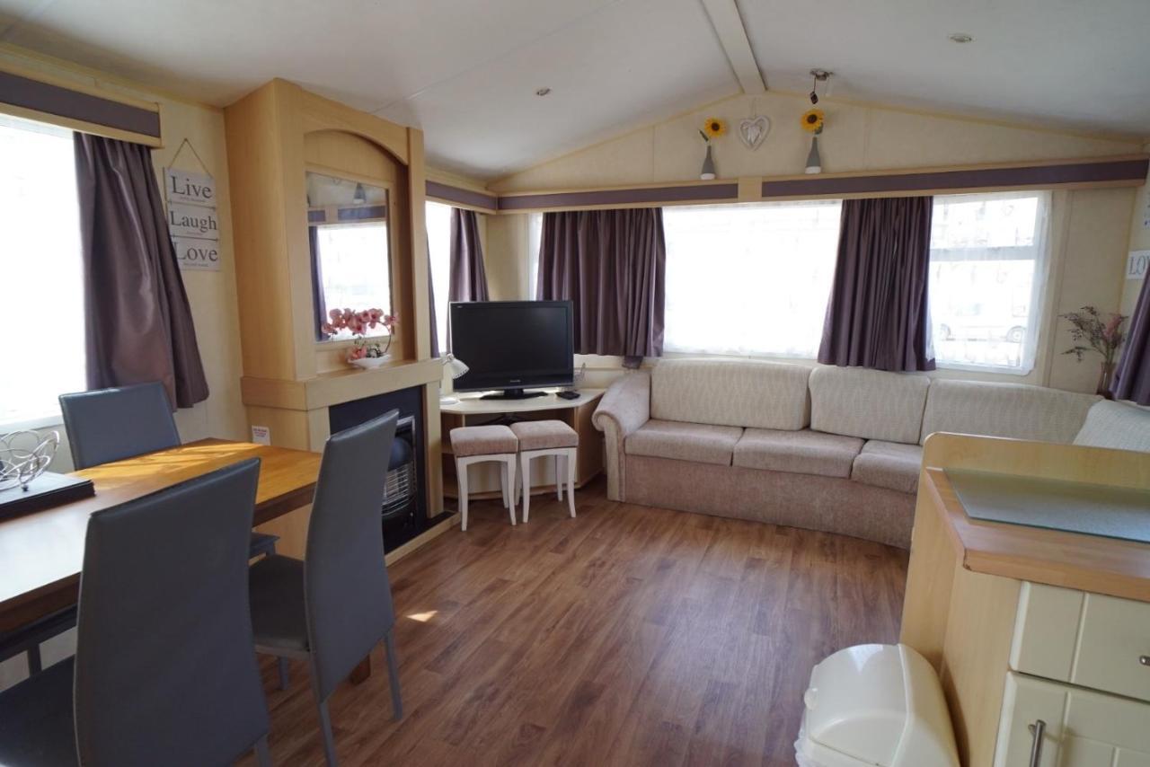 Lyntons 3 Bedroom Caravan Pets Stay Free Heacham Exterior photo