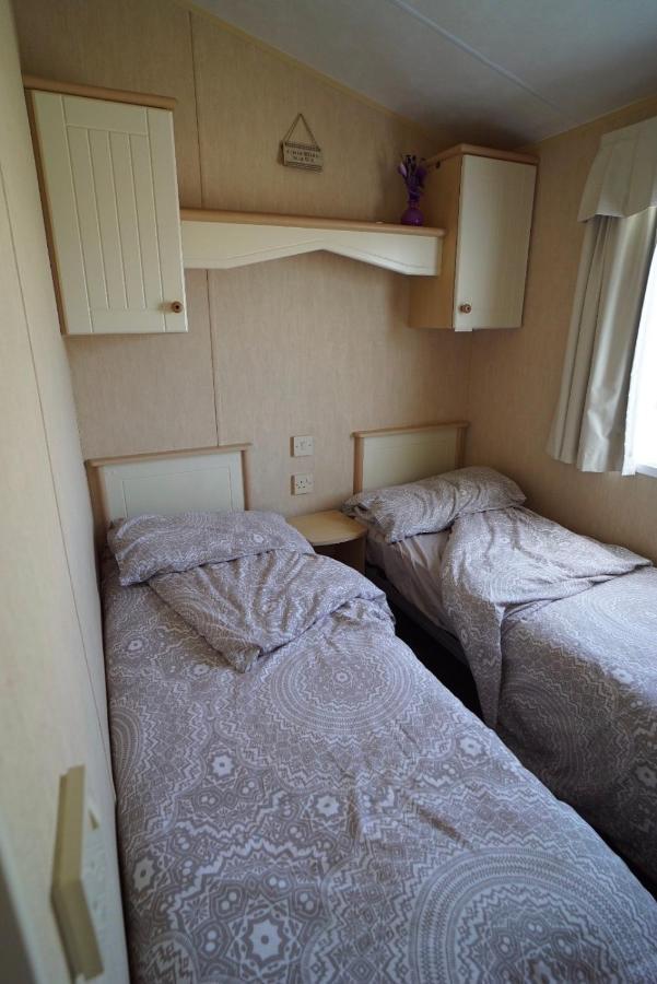 Lyntons 3 Bedroom Caravan Pets Stay Free Heacham Exterior photo