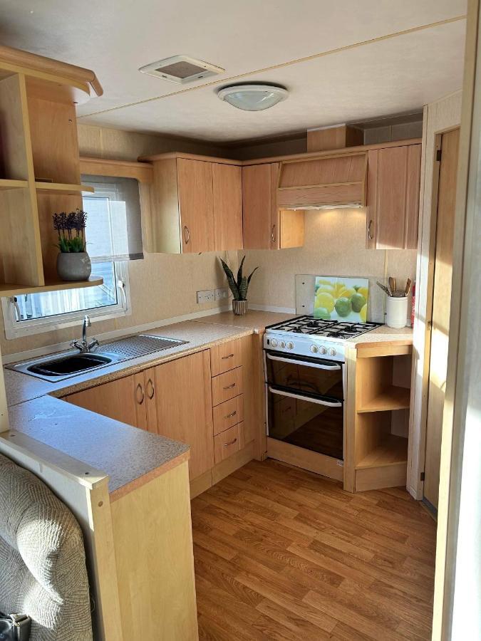 Lyntons 3 Bedroom Caravan Pets Stay Free Heacham Exterior photo